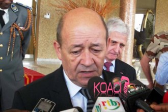 Guerre au Mali : Après le Mali, le ministre français de la Défense au Burkina Faso 